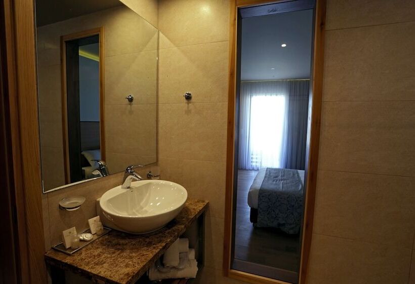 اتاق سوپریور با چشم‌انداز دریا, Stella Palace Aqua Park Resort