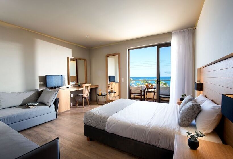 اتاق سوپریور با چشم‌انداز دریا, Stella Palace Aqua Park Resort