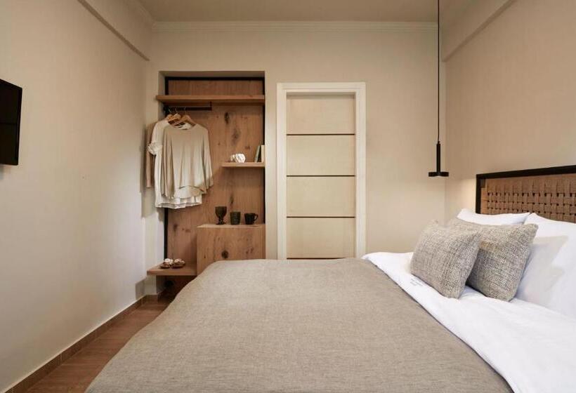 Quarto standard, Loizos Apartments