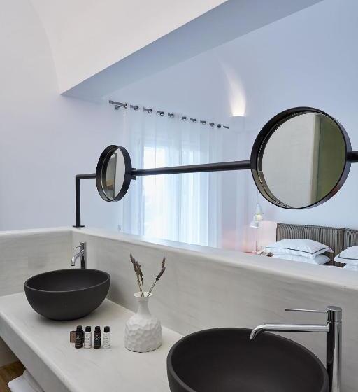 اتاق اجرایی, Loizos Stylish Residences