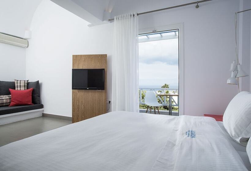 اتاق اجرایی, Loizos Stylish Residences