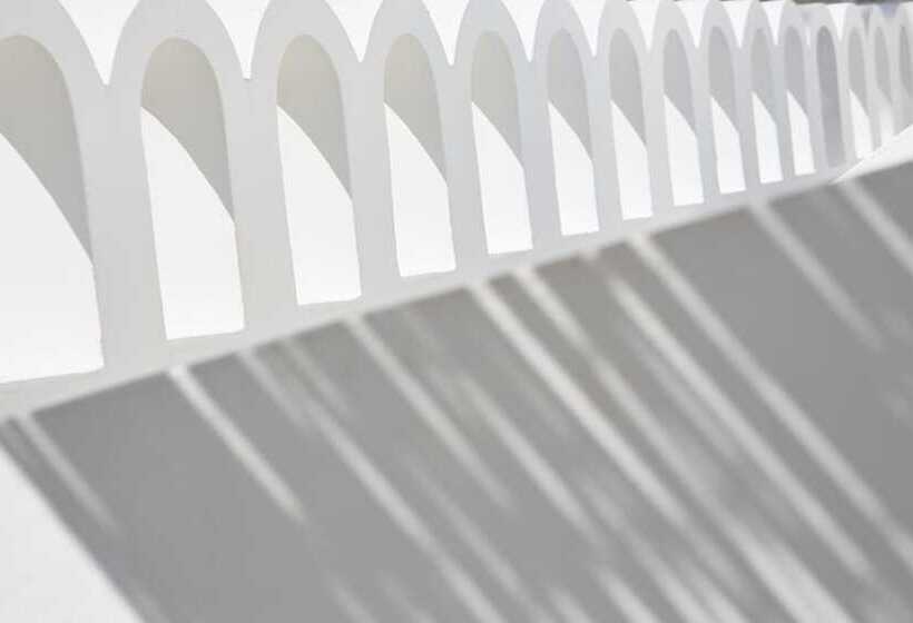 اتاق لوکس, Loizos Stylish Residences