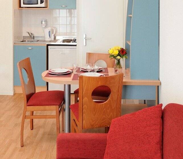 Standard Studio, Séjours & Affaires Reims Clairmarais