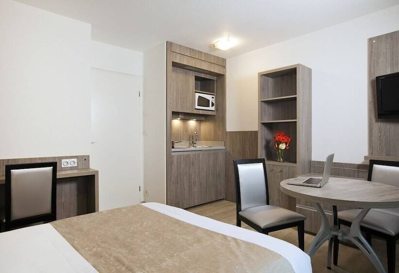 Standard Studio, Séjours & Affaires Reims Clairmarais