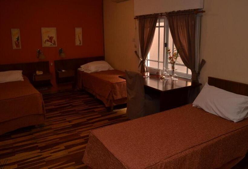 اتاق استاندارد سه نفره, Solares Hotel & Spa