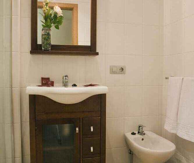 스탠다드 트리플 룸, Y Apartamentos Conilsol