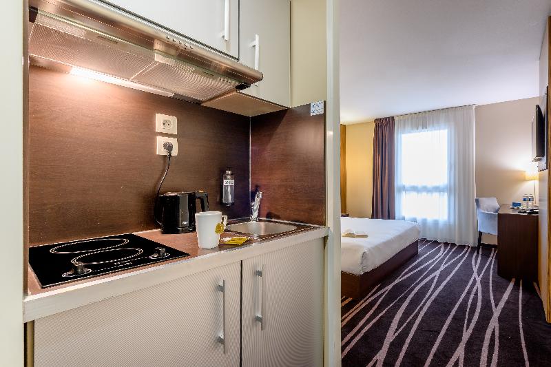 استودیوی استاندارد, Comfort Aparthotel Bordeaux Begles Arena