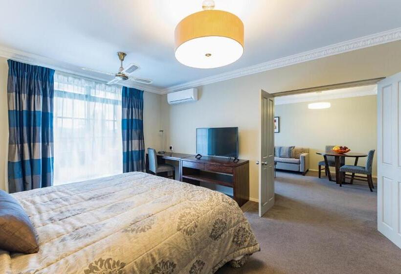 سوییت جونیور, Distinction Hotel Rotorua
