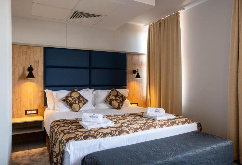 اتاق لوکس با چشم‌انداز, Grand Hotel Velingrad