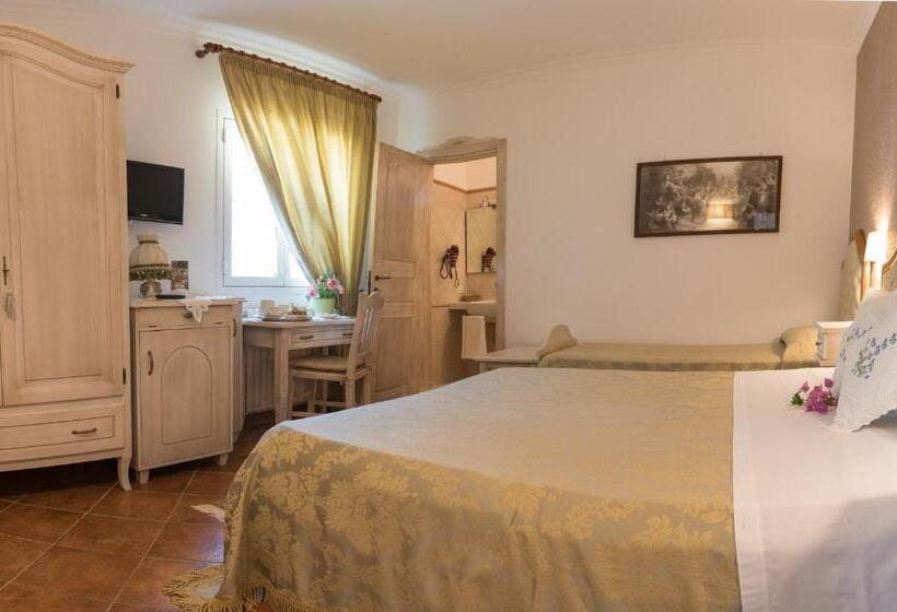 غرفة قياسية ثلاثية, Agriturismo Salinola