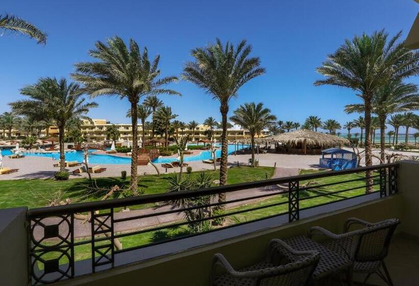 Superior Room Garden View, Amwaj Oyoun Resort & Spa Sharm El Sheikh 