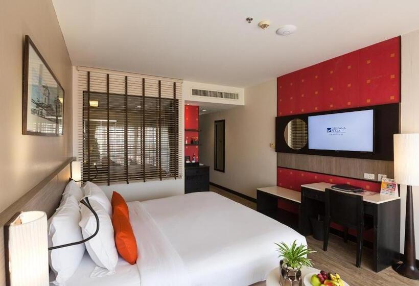 Superior Room, Deevana Plaza  Phuket Patong