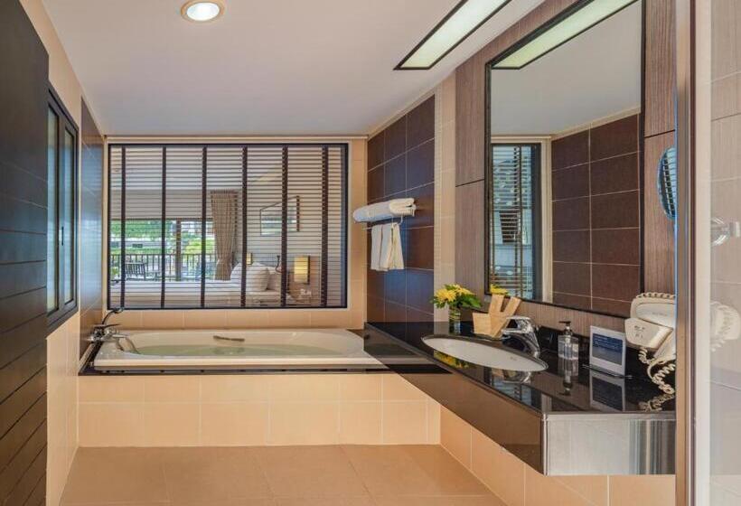 اتاق لوکس با چشم‌انداز استخر, Deevana Plaza Phuket   Sha Extra Plus