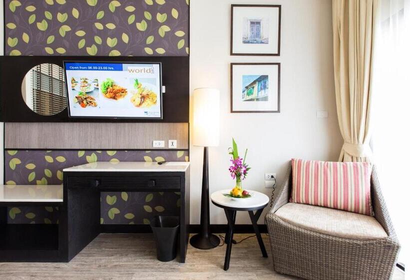اتاق لوکس با چشم‌انداز استخر, Deevana Plaza Phuket   Sha Extra Plus