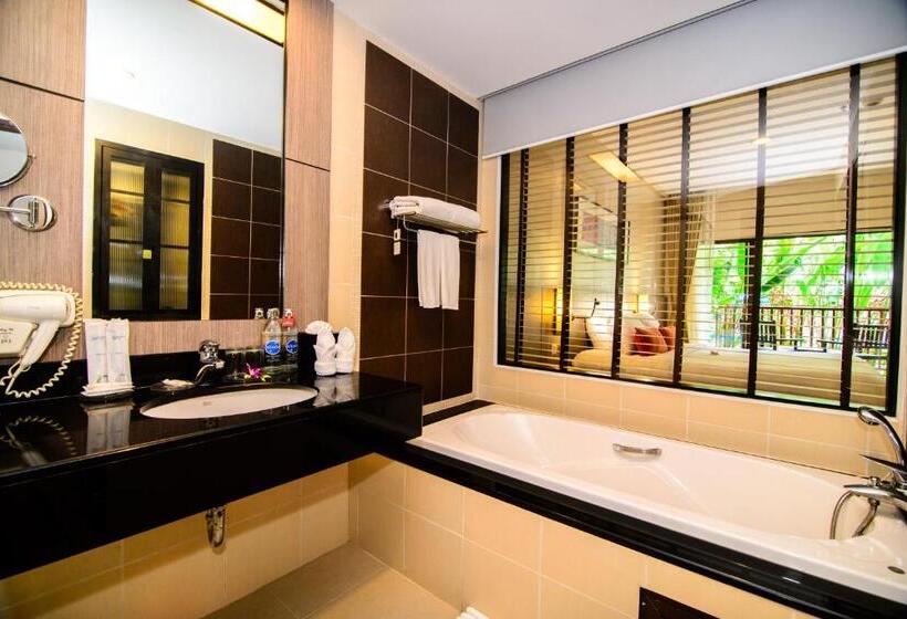 اتاق لوکس با چشم‌انداز استخر, Deevana Plaza Phuket   Sha Extra Plus