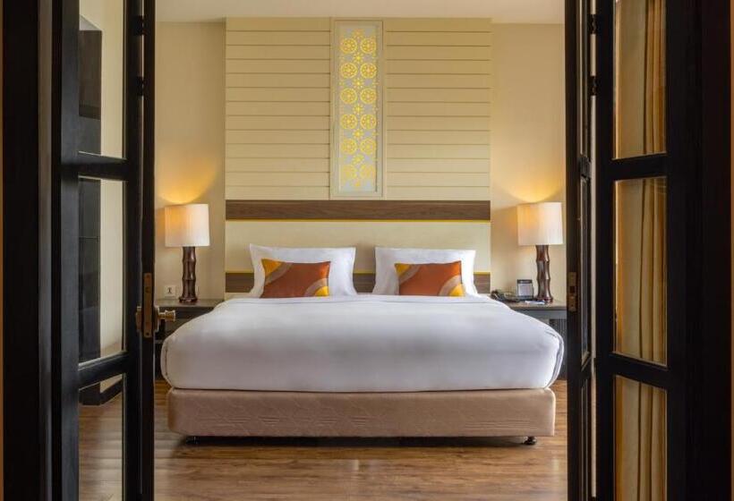 سوییت لوکس, Deevana Plaza Phuket   Sha Extra Plus