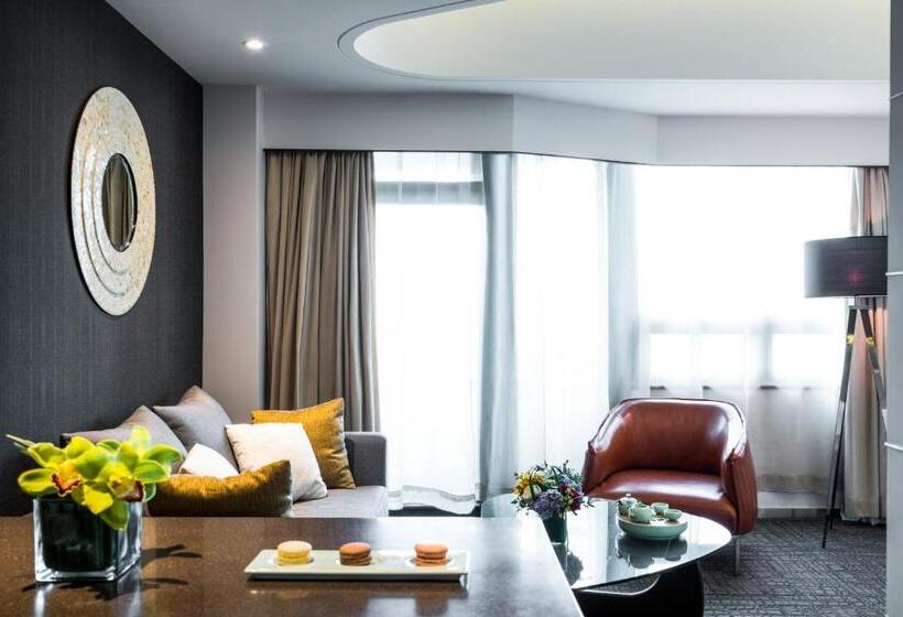 Junior Suite, Grand Mercure Shanghai Hongqiao