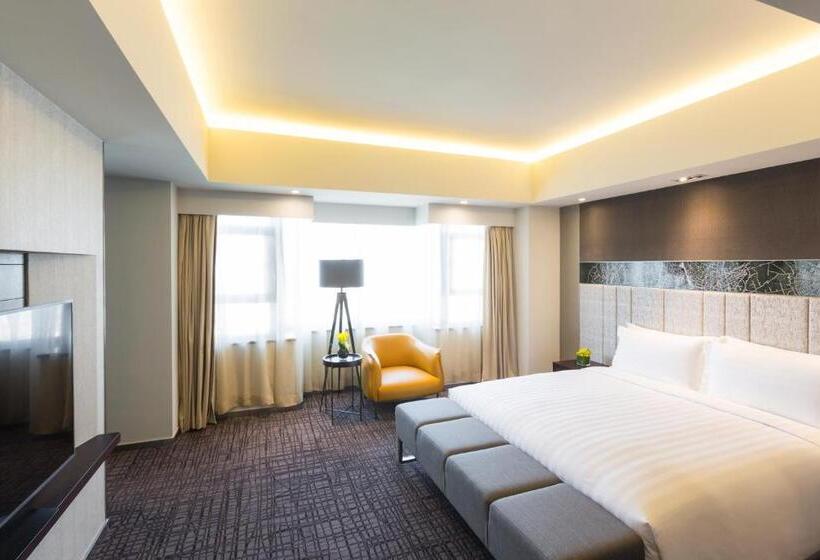 Junior Suite, Grand Mercure Shanghai Hongqiao