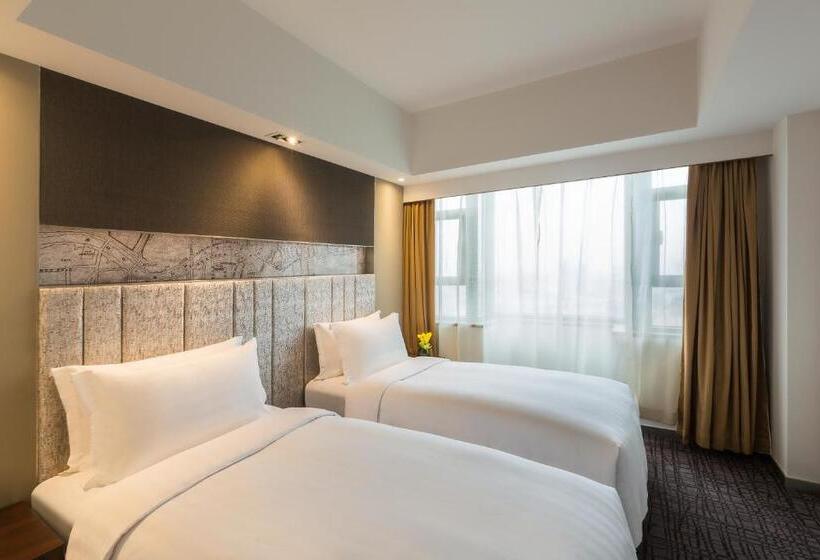 2 Bedroom Suite, Grand Mercure Shanghai Hongqiao