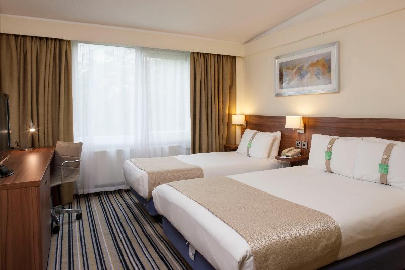 اتاق استاندارد با تخت بزرگ, Hilton Podgorica Crna Gora