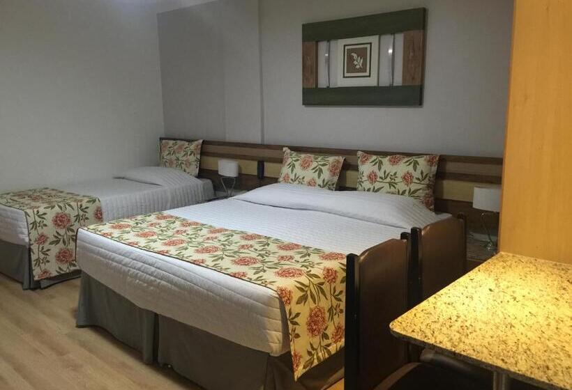 Quarto Triplo Deluxe, Laguna Plaza