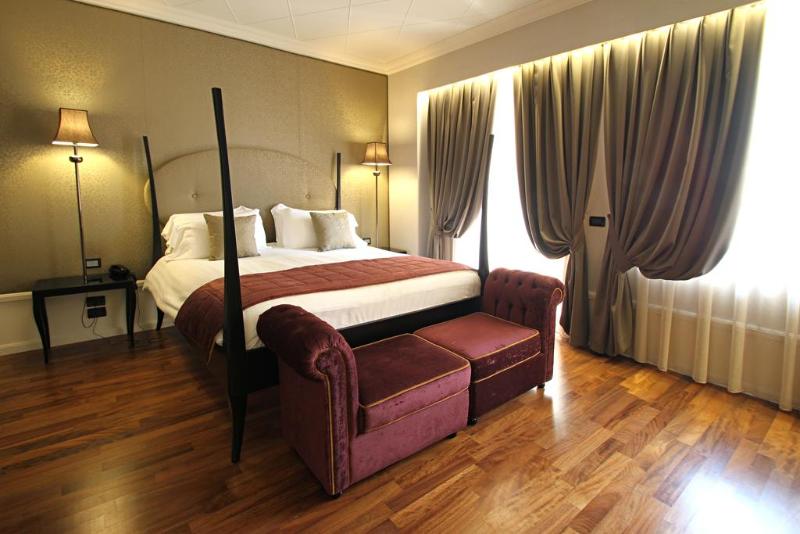اتاق لوکس سه تخته, Milano & Spas