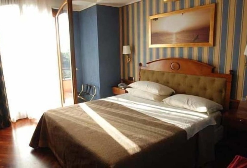 اتاق لوکس, Palazzo Rosenthal Vesuview Hotel & Resort