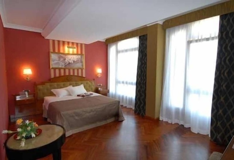اتاق لوکس, Palazzo Rosenthal Vesuview Hotel & Resort