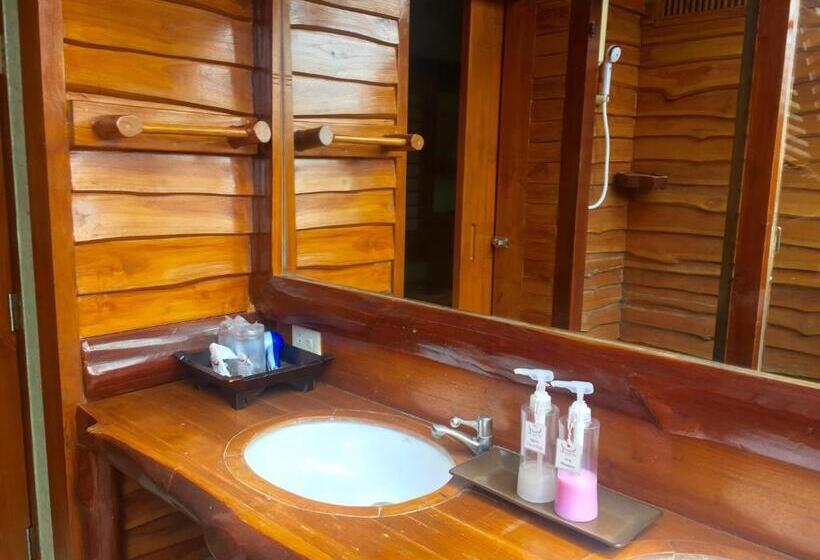 اتاق لوکس با تخت بزرگ, Phu Pha Nam Resort