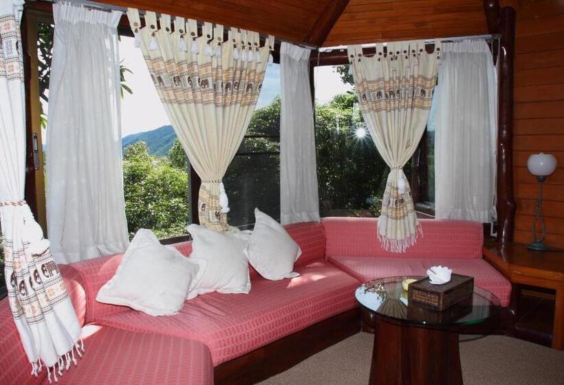 Deluxe Room King Size Bed, Phu Pha Nam Resort & Spa