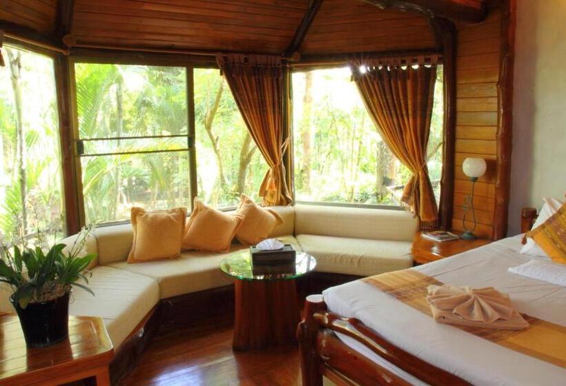 سوئیت جونیور با چشم‌انداز کوهستان, Phu Pha Nam Resort & Spa