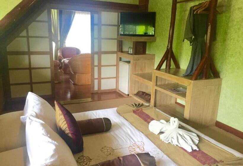 سوییت با چشم‌انداز کوه, Phu Pha Nam Resort