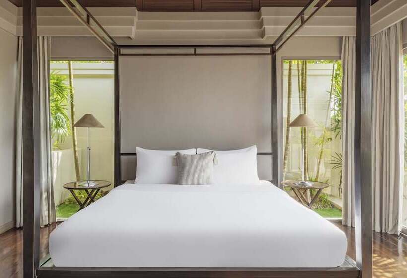Вилла 3 Спальни с Бассейном, The Pavilions Phuket