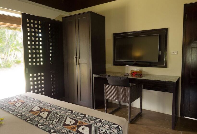 ویلای لوکس 1 خوابه, Uprising Beach Resort