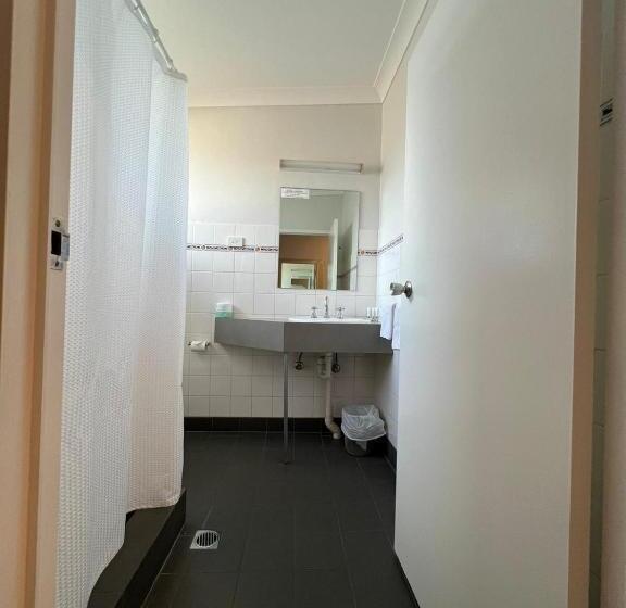 اتاق استاندارد, Katherine Motel