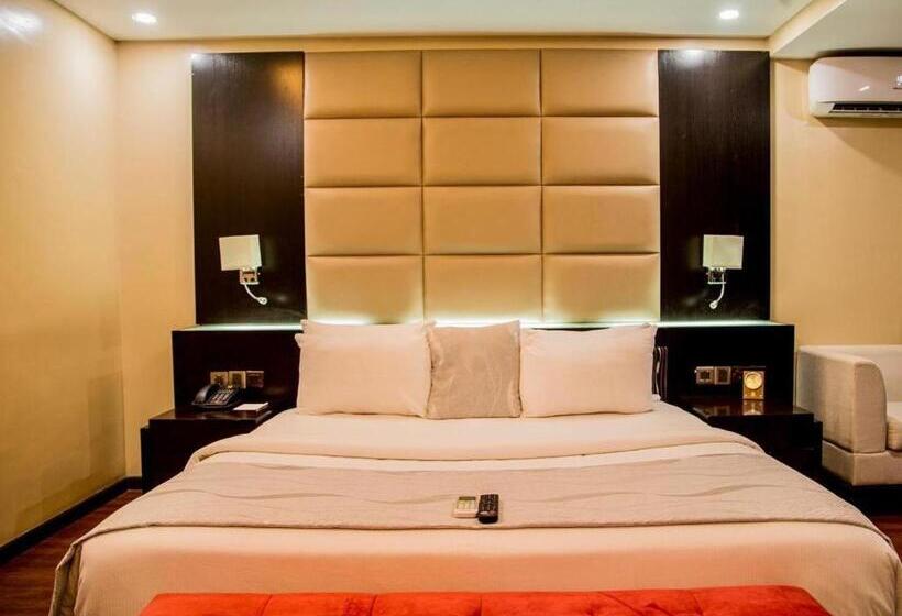 Habitació Deluxe Llit King, Bon Hotel Nest Ibadan