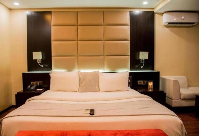 سوئیت پرزیدنت, Bon Hotel Nest Ibadan