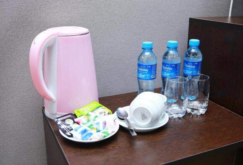 اتاق استاندارد سه نفره, Deluxe Hotel Ganja