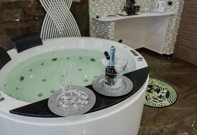 اتاق استاندارد با وان آب گرم, Miryam House Affittacamere Suite E Relax