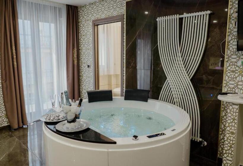 اتاق استاندارد با وان آب گرم, Miryam House Affittacamere Suite E Relax