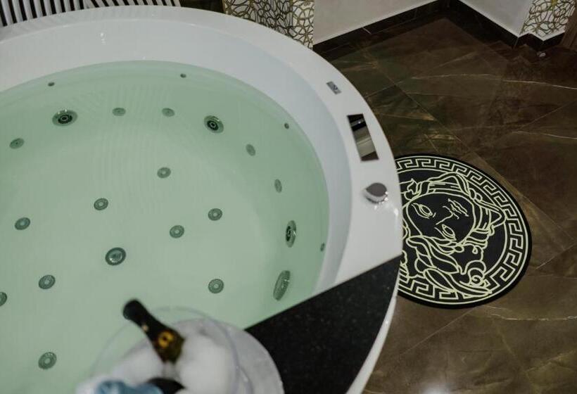 اتاق استاندارد با وان آب گرم, Miryam House Affittacamere Suite E Relax