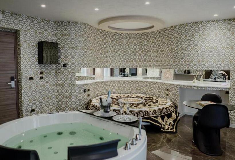 اتاق استاندارد با وان آب گرم, Miryam House Affittacamere Suite E Relax