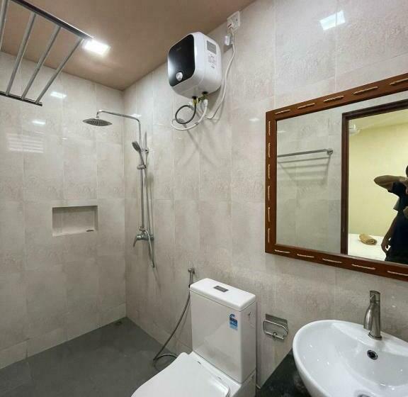 اتاق لوکس, Courtyard Guesthouse