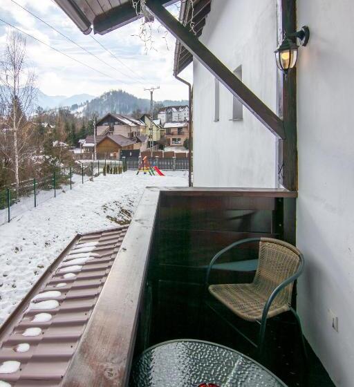 آپارتمان 1 خوابه با بالکن, Casa Arra