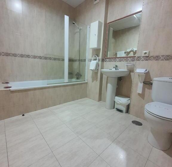 اتاق استاندارد, Hostal La Cigueña