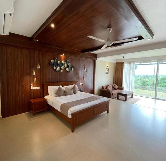 اتاق لوکس, Birds Resort Hambantota