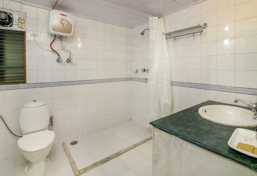 اتاق لوکس, Muscatel Himalayan Resort   400 Mts From Mall Road