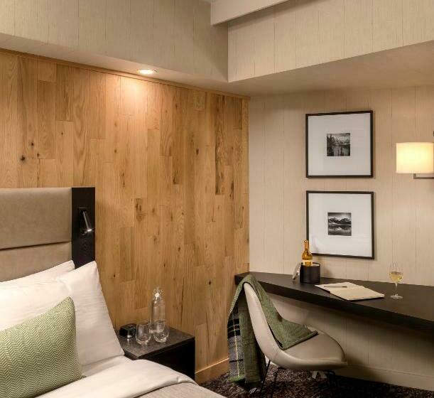 带观景的标准间, Peaks Hotel And Suites