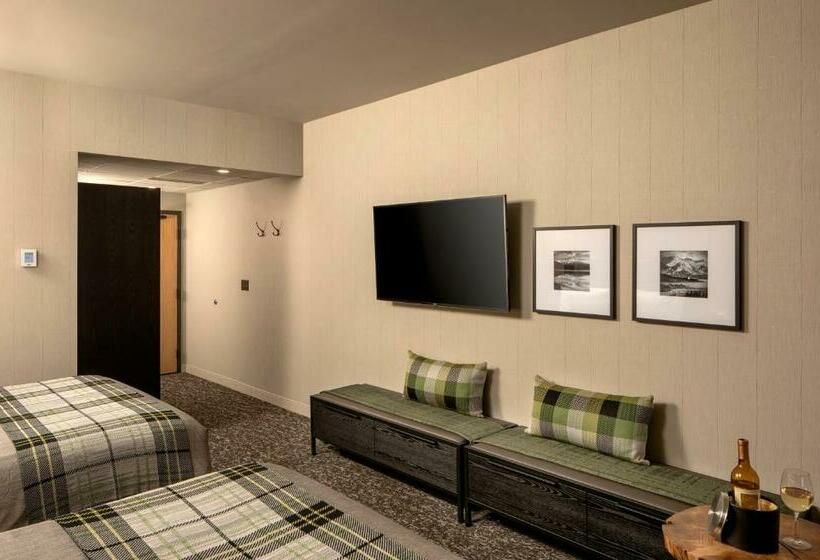 带观景的标准间, Peaks Hotel And Suites