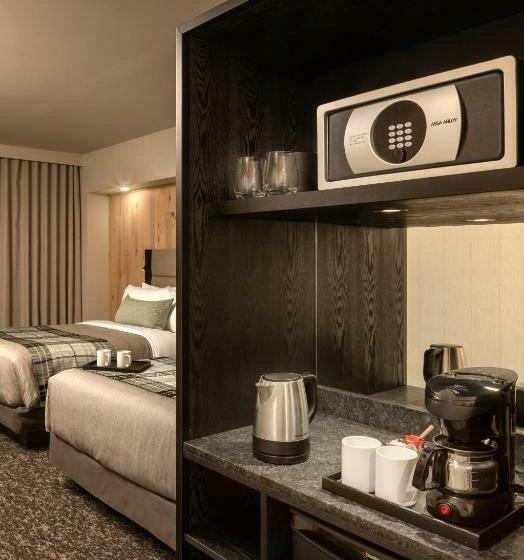带观景的标准间, Peaks Hotel And Suites